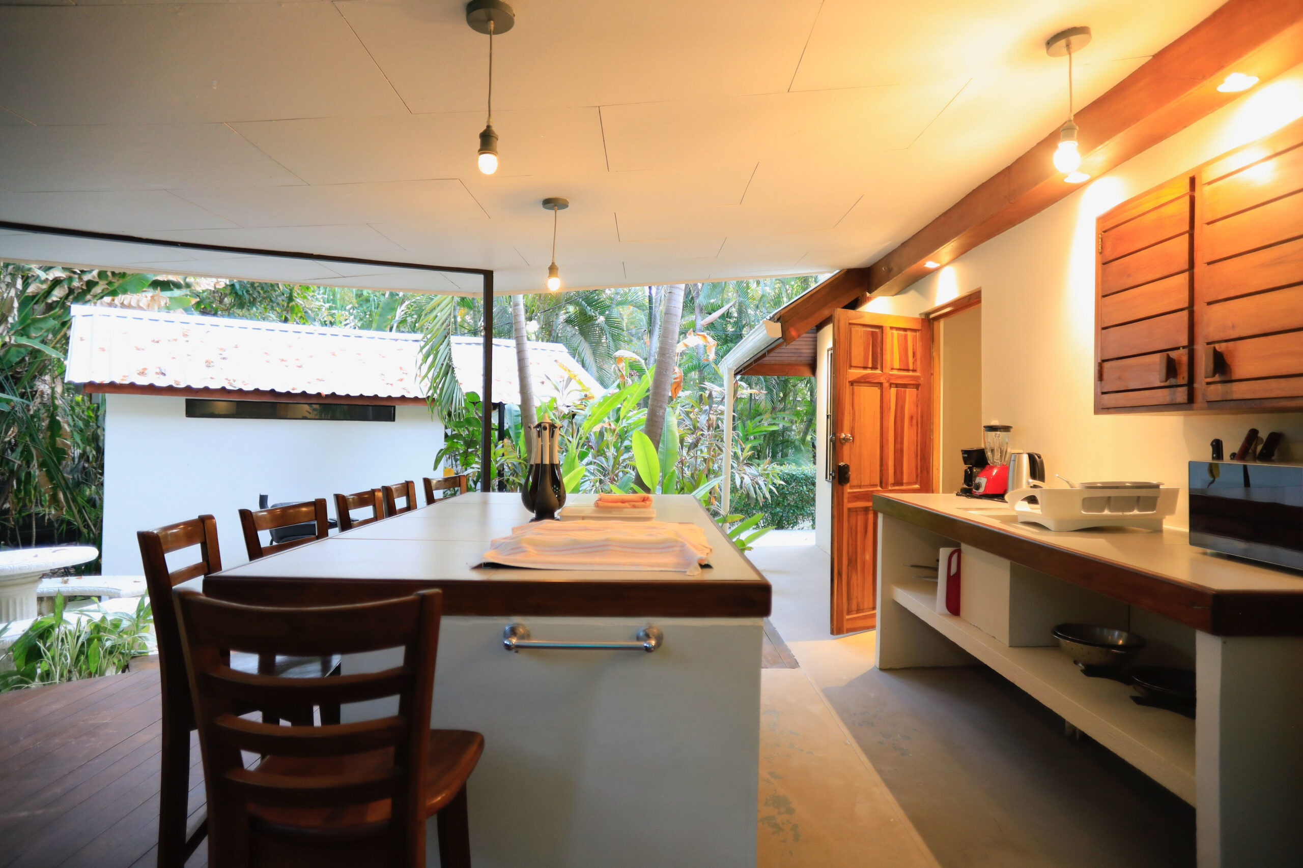 CASSANDRA 8 COCINA COSTADO CasaCecilia2024-131